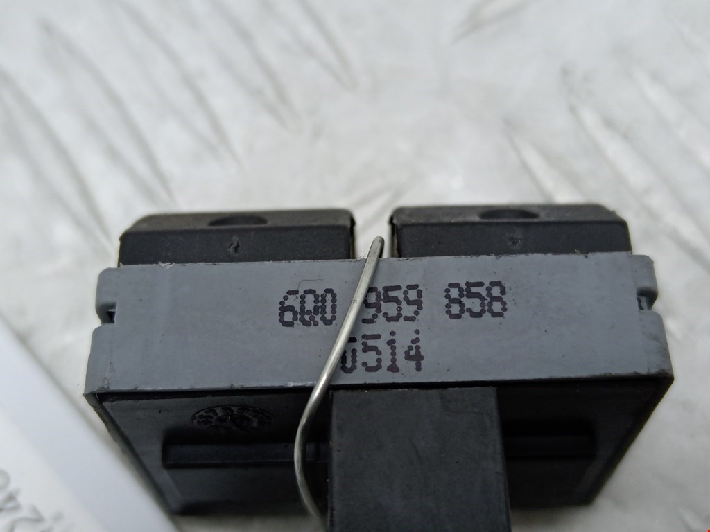 Блок управления стеклоподъемниками SEAT Cordoba 2002-2009