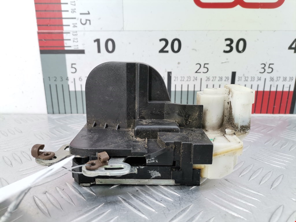 Замок двери передней правой ALFA ROMEO 147 2000-2010