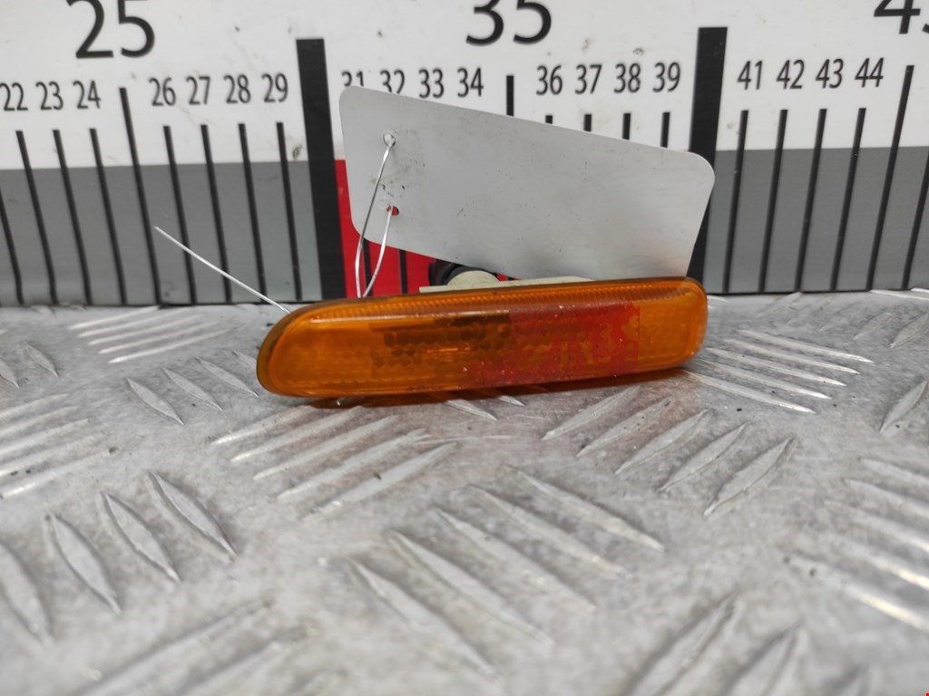 Повторитель указателя поворота правый BMW 3-Series (E46) (1998-2007)