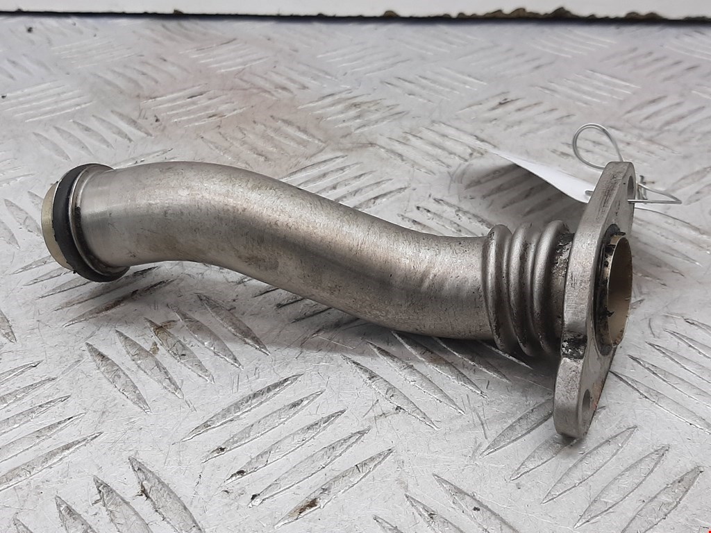 Патрубок OPEL Zafira B 2005-2012