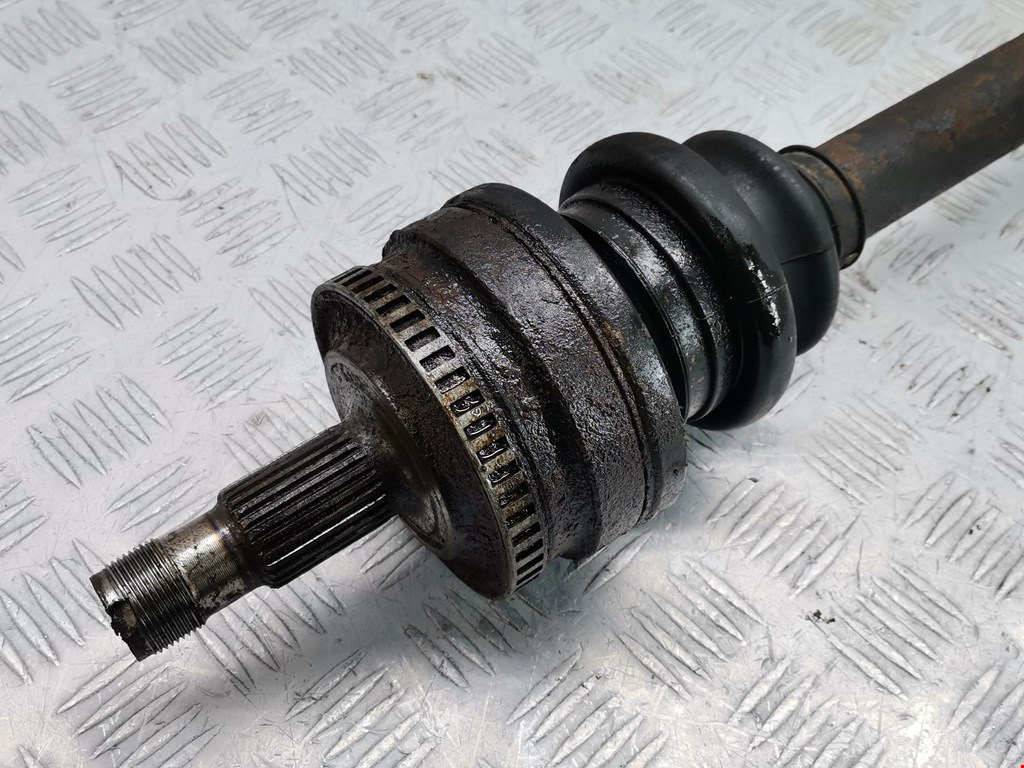 Полуось (привод, приводной вал) задняя правая MERCEDES-BENZ S-Class IV W220 1998-2005