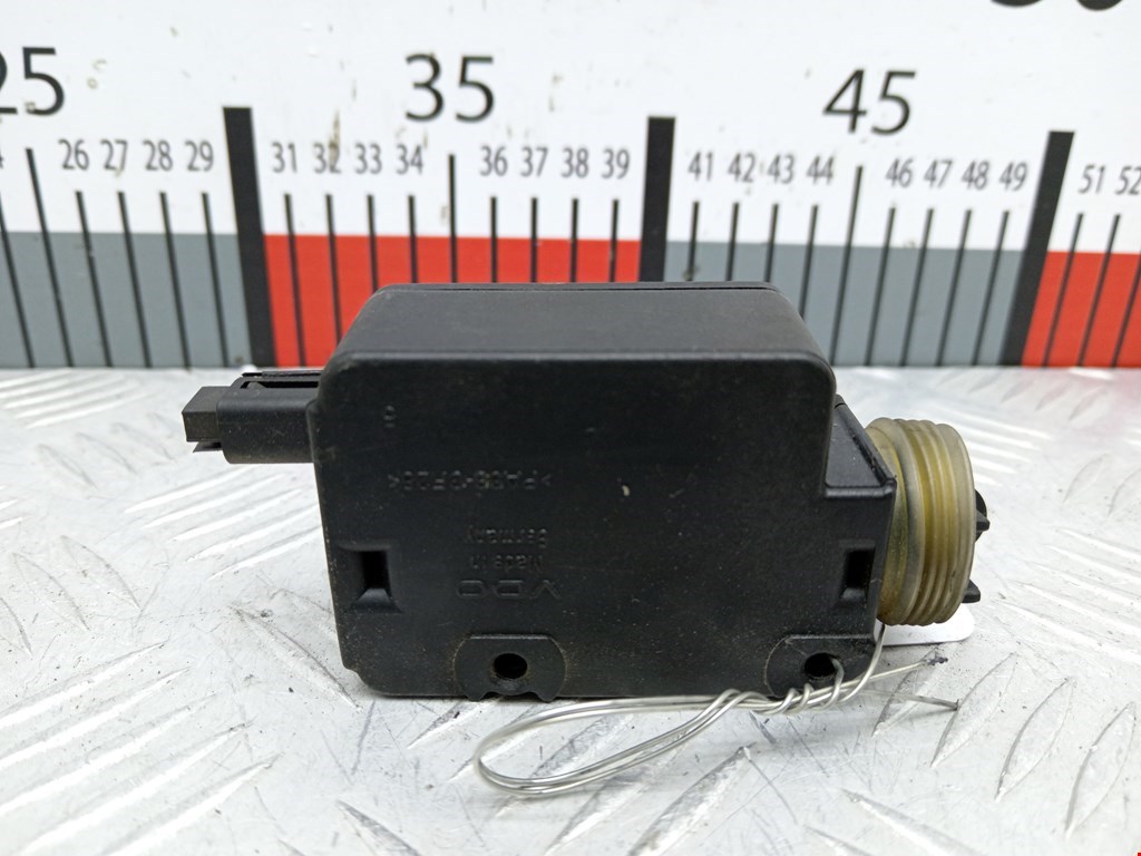 Активатор замка двери OPEL Combo C 2001-2011