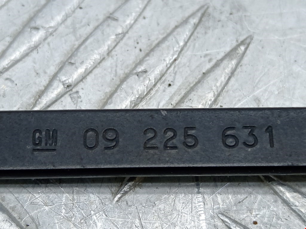 Поводок дворника задний (заднего) OPEL Combo C 2001-2011