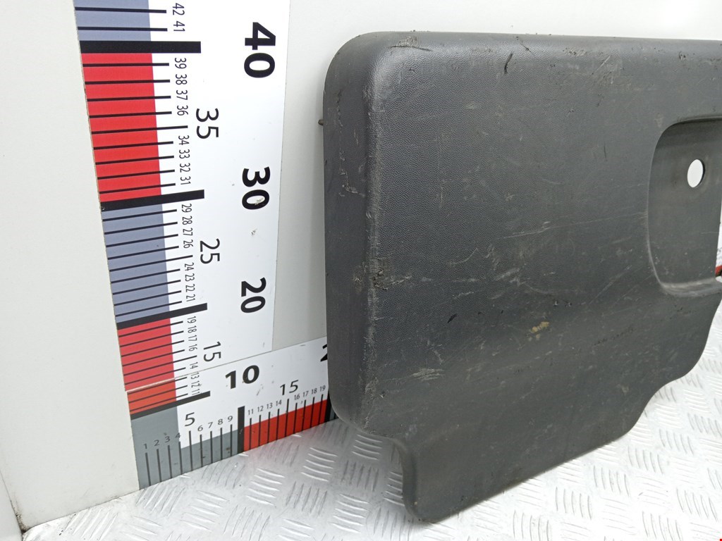 Обшивка двери задняя правая OPEL Combo C 2001-2011