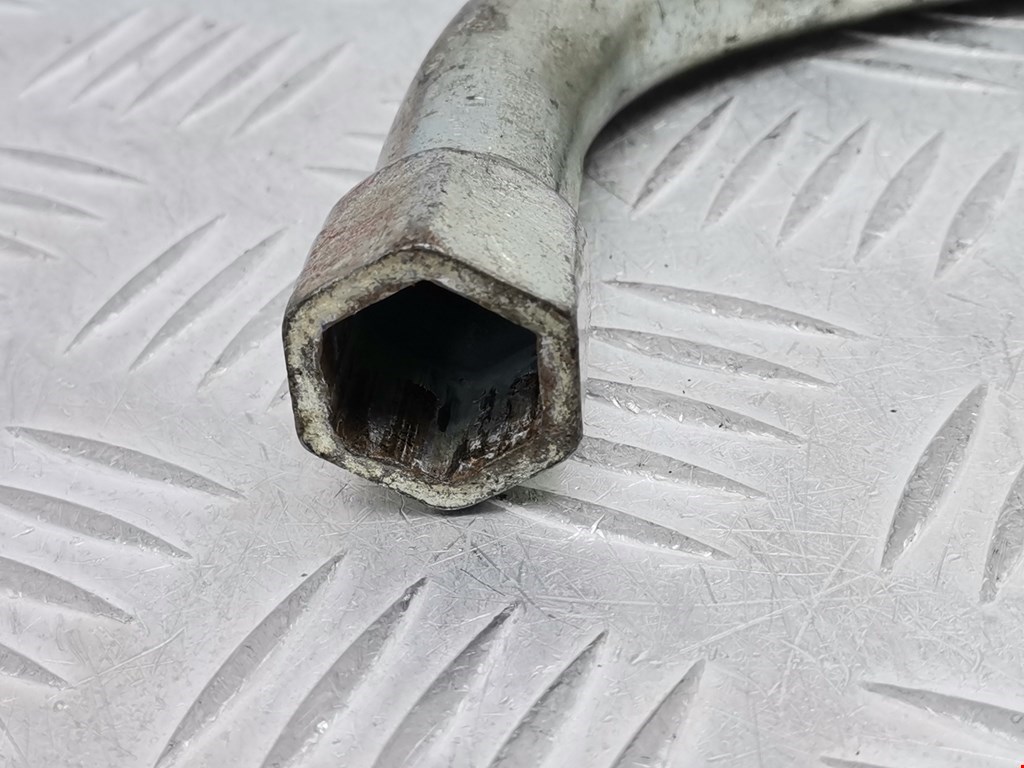 Ключ балонный LANCIA Phedra 2002-2010