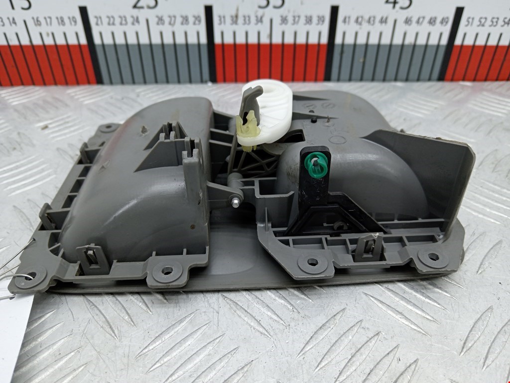 Ручка дверная задняя внутренняя правая VOLKSWAGEN Crafter 2006-2016