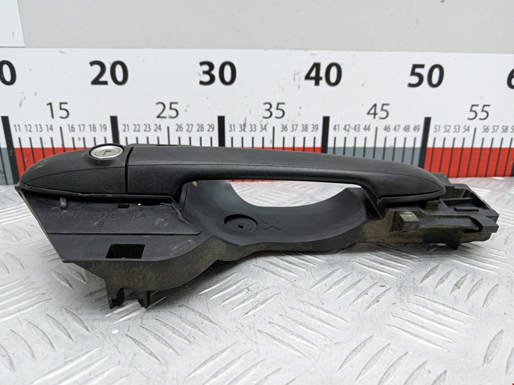 Ручка двери передней наружная левая VOLKSWAGEN Crafter 2006-2016