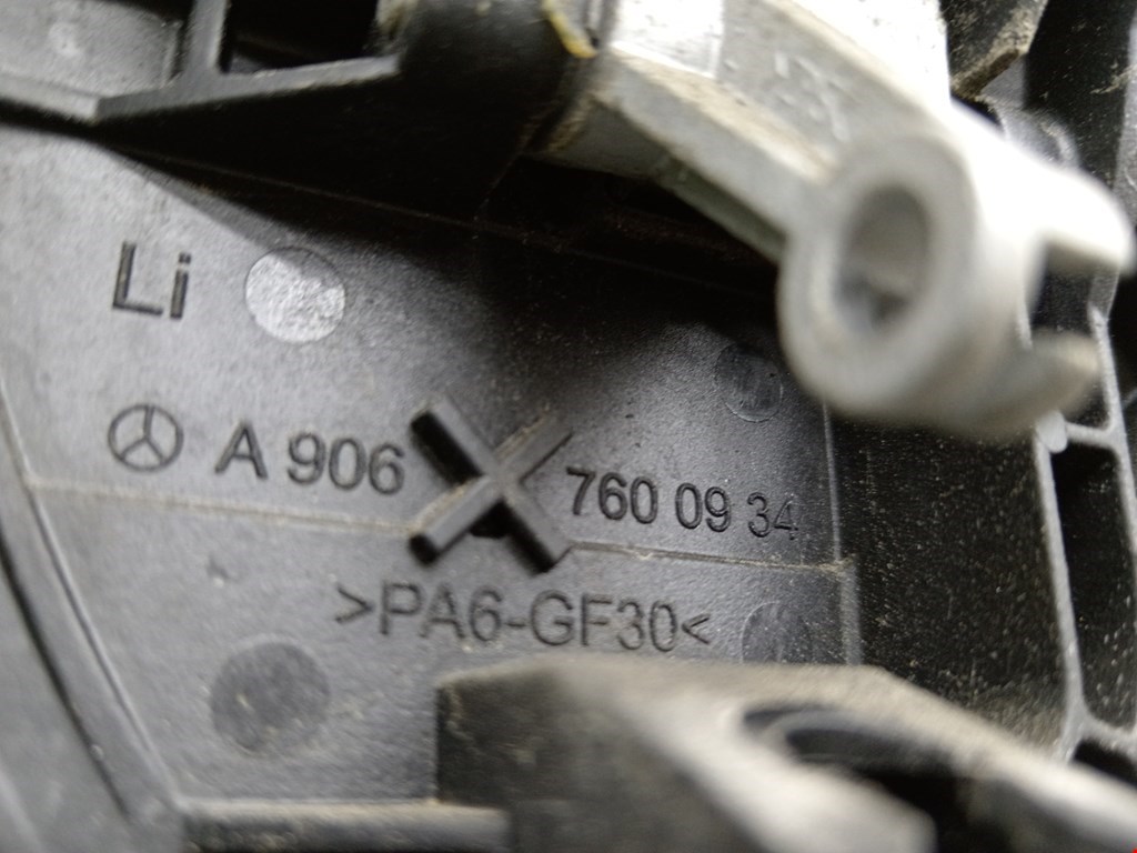 Ручка двери передней наружная левая VOLKSWAGEN Crafter 2006-2016