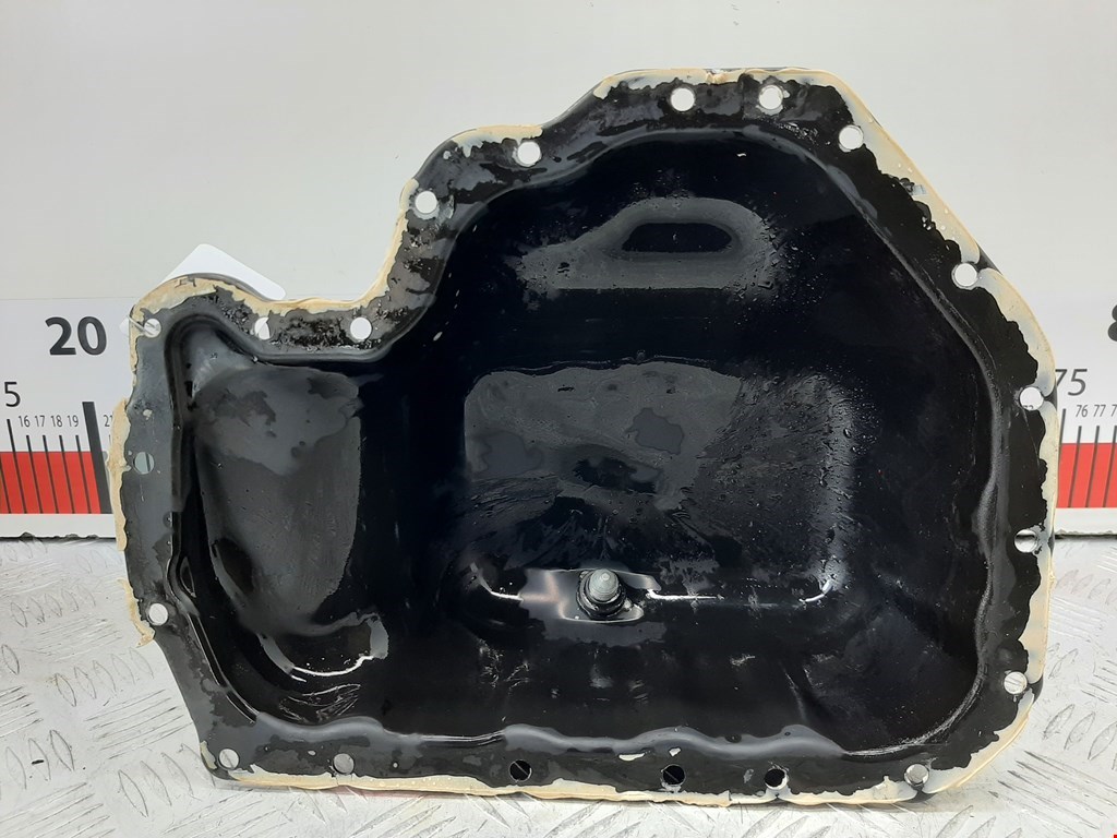 Поддон масляный двигателя VOLKSWAGEN Polo IV 2001-2009