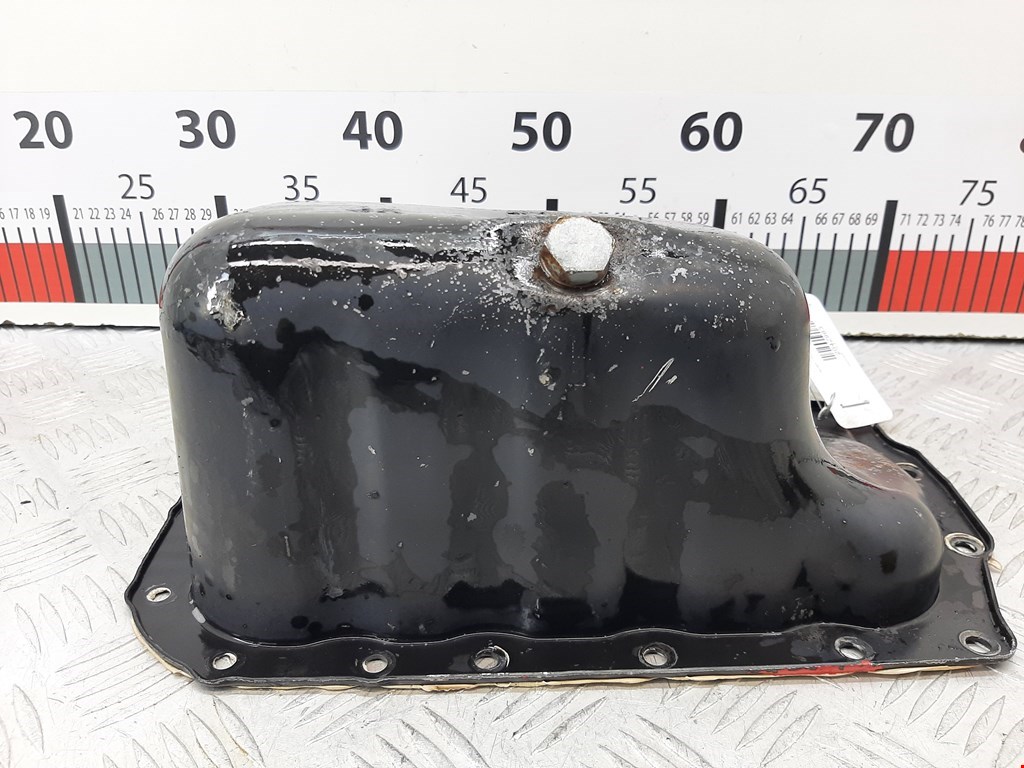 Поддон масляный двигателя VOLKSWAGEN Polo IV 2001-2009