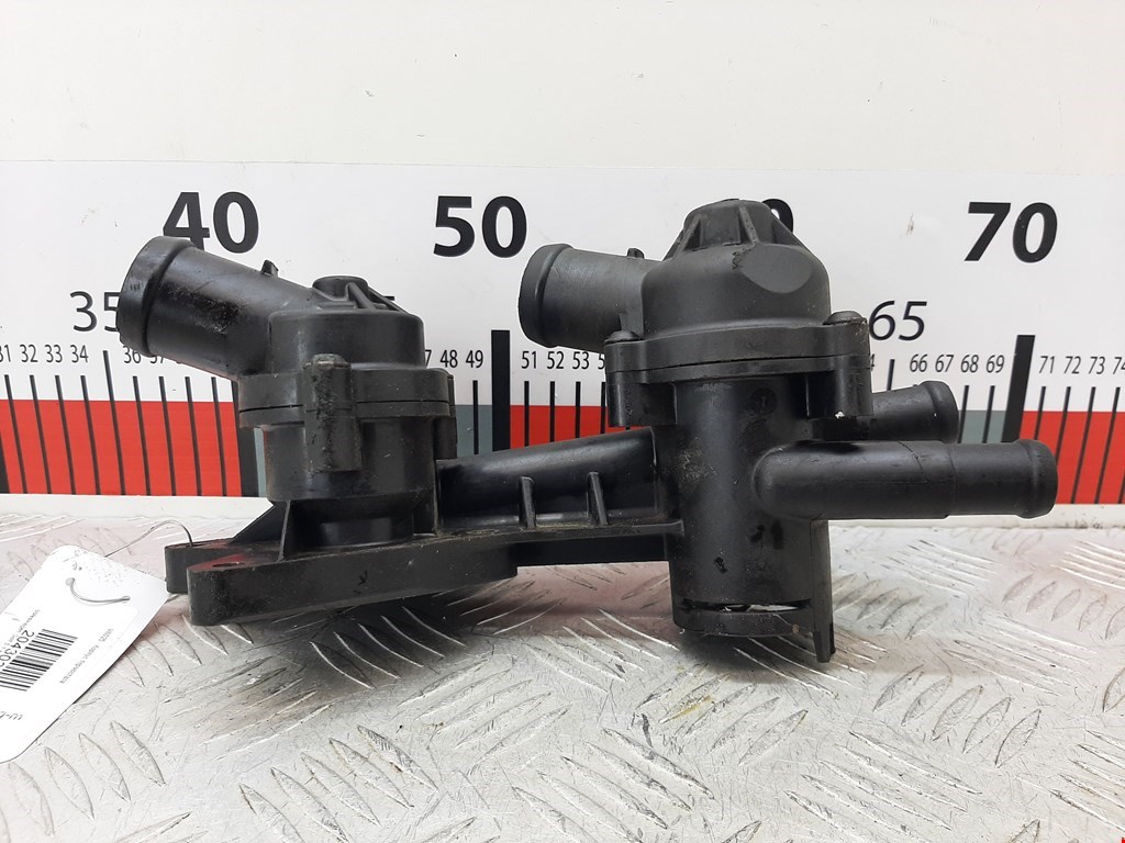 Корпус термостата VOLKSWAGEN Golf V 2003-2009