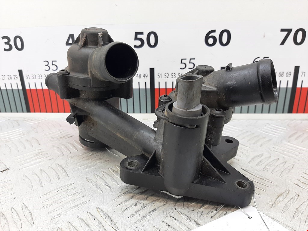 Корпус термостата VOLKSWAGEN Golf V 2003-2009