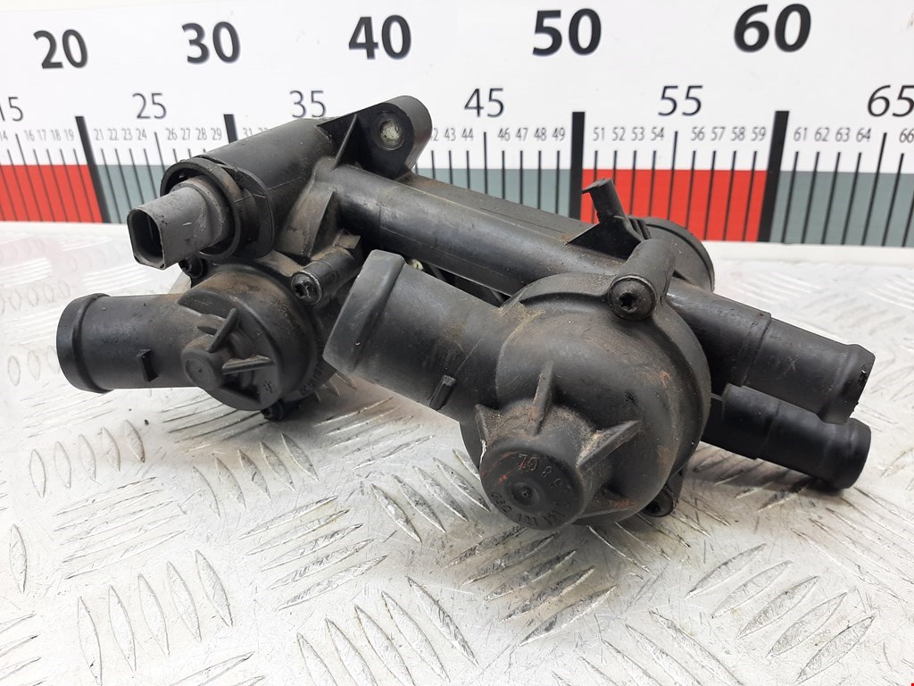 Корпус термостата VOLKSWAGEN Golf V 2003-2009