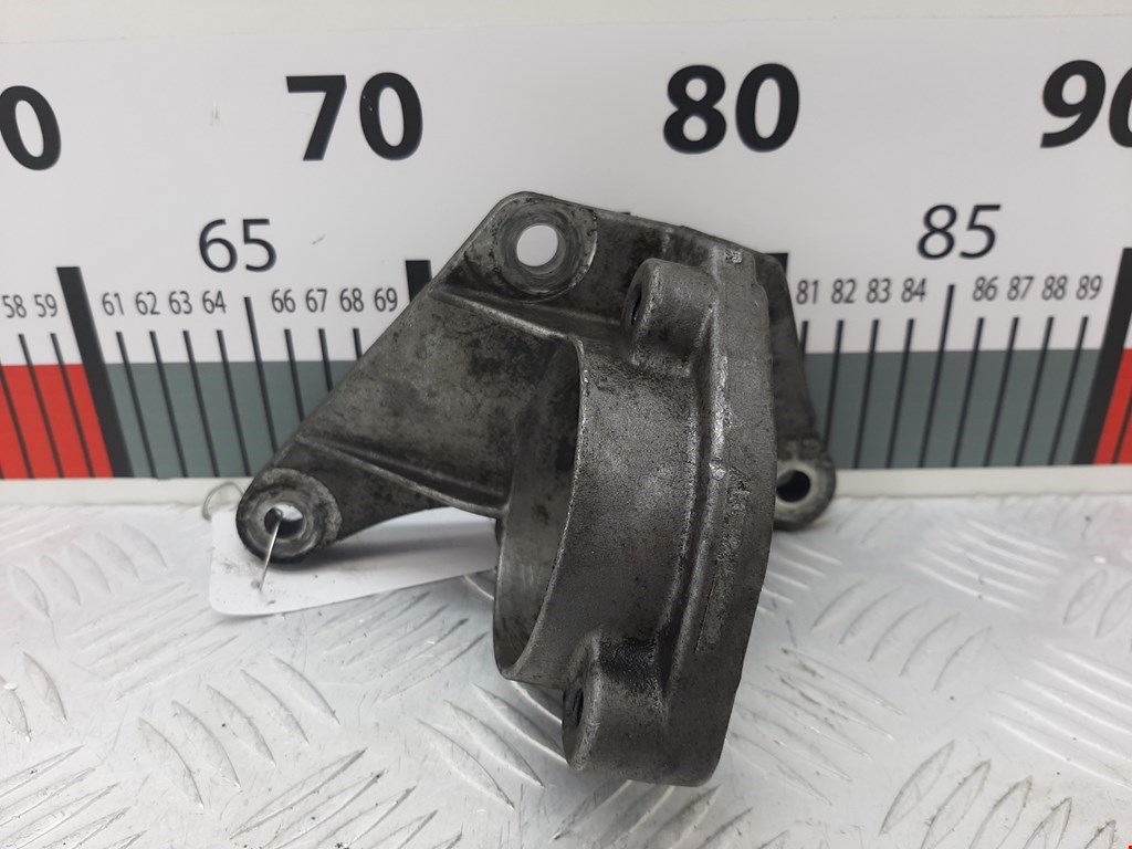 Кронштейн OPEL Insignia 2008-2017