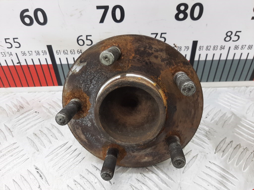 Ступица задняя левая/правая VOLVO V50 I 2004-2012