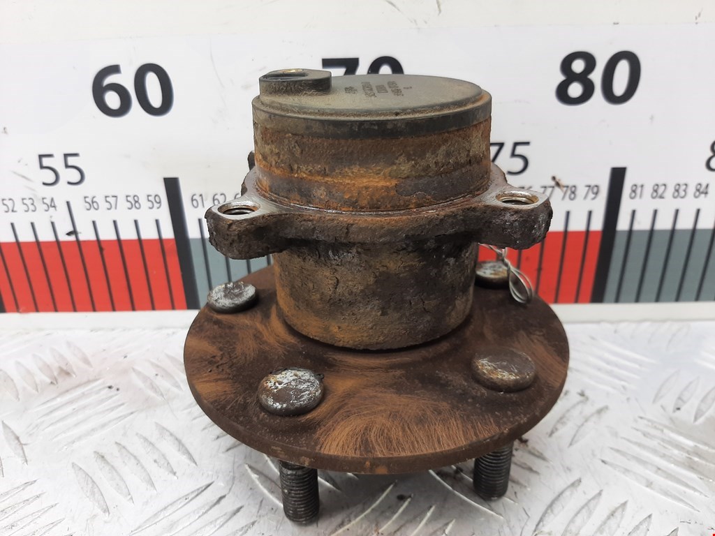 Ступица задняя левая/правая VOLVO V50 I 2004-2012