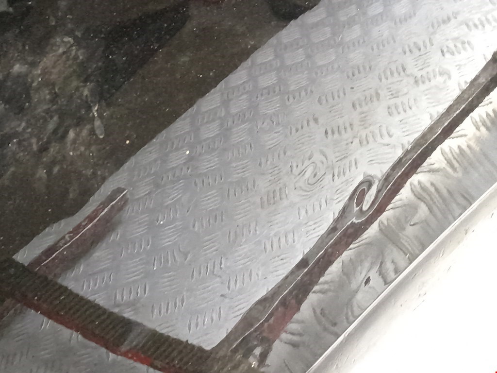 Капот VOLKSWAGEN Golf V Plus 2004-2009