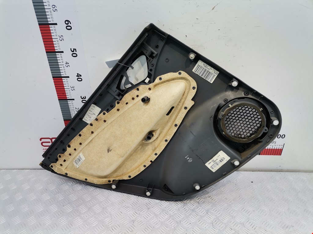 Обшивка двери задняя правая CITROEN C5 I 2001-2008