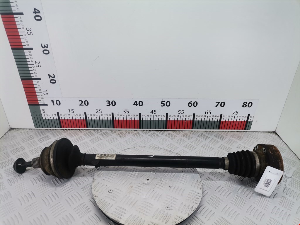 Полуось (привод, приводной вал) задняя правая VOLKSWAGEN Phaeton 2002-2016