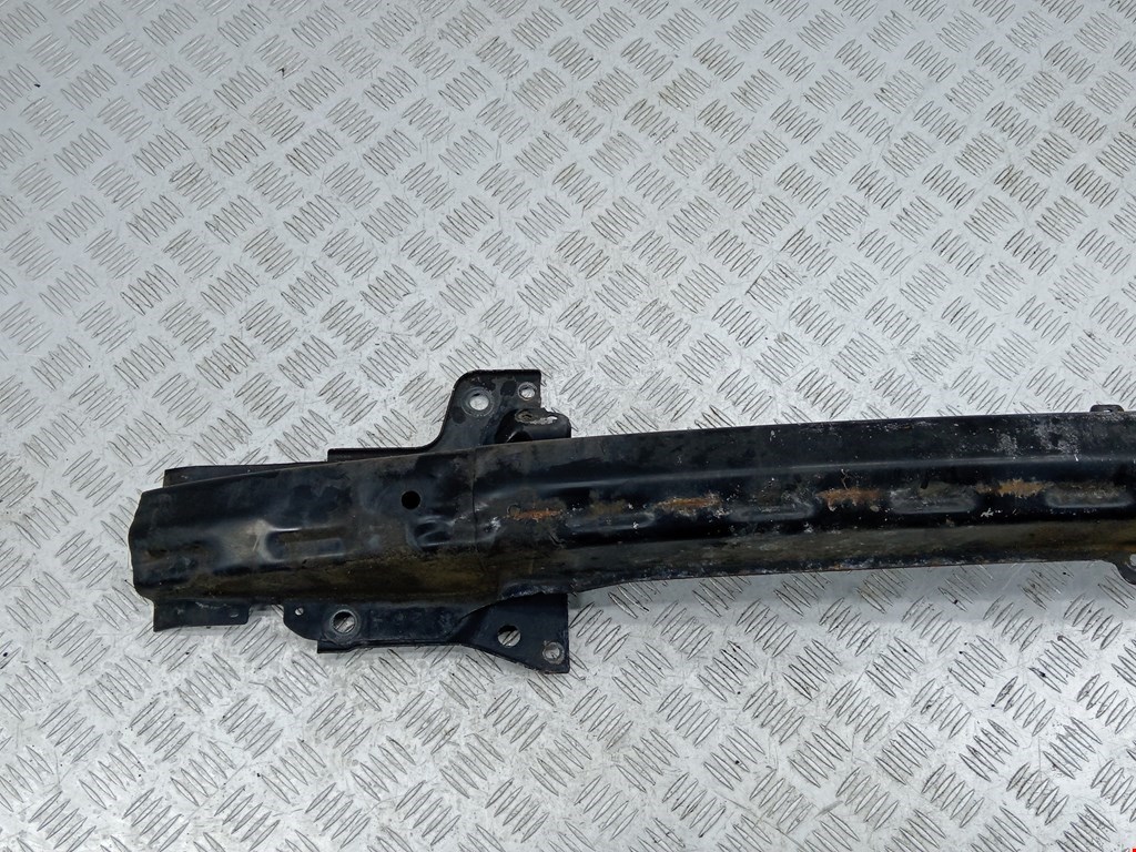 Усилитель переднего бампера (передний) VOLKSWAGEN Golf IV 1997-2003