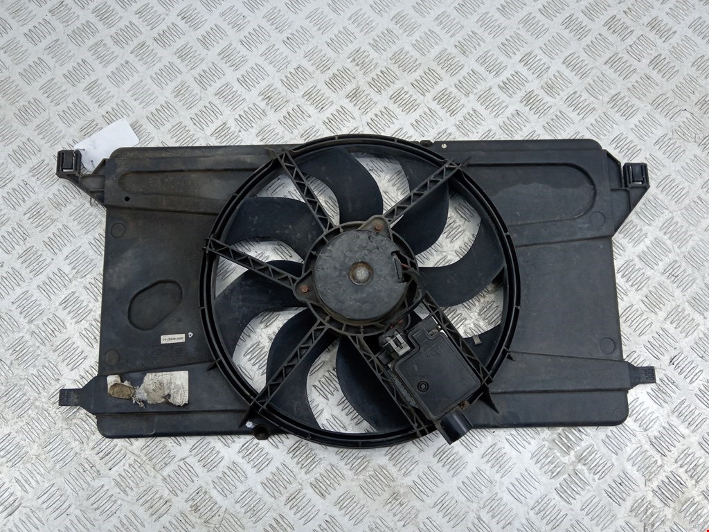 Вентилятор радиатора основного FORD Focus II 2005-2011