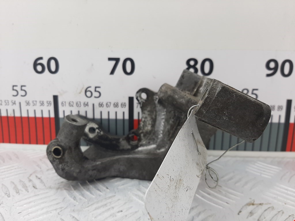 Кронштейн гидроусилителя FORD Escort 1995-2000