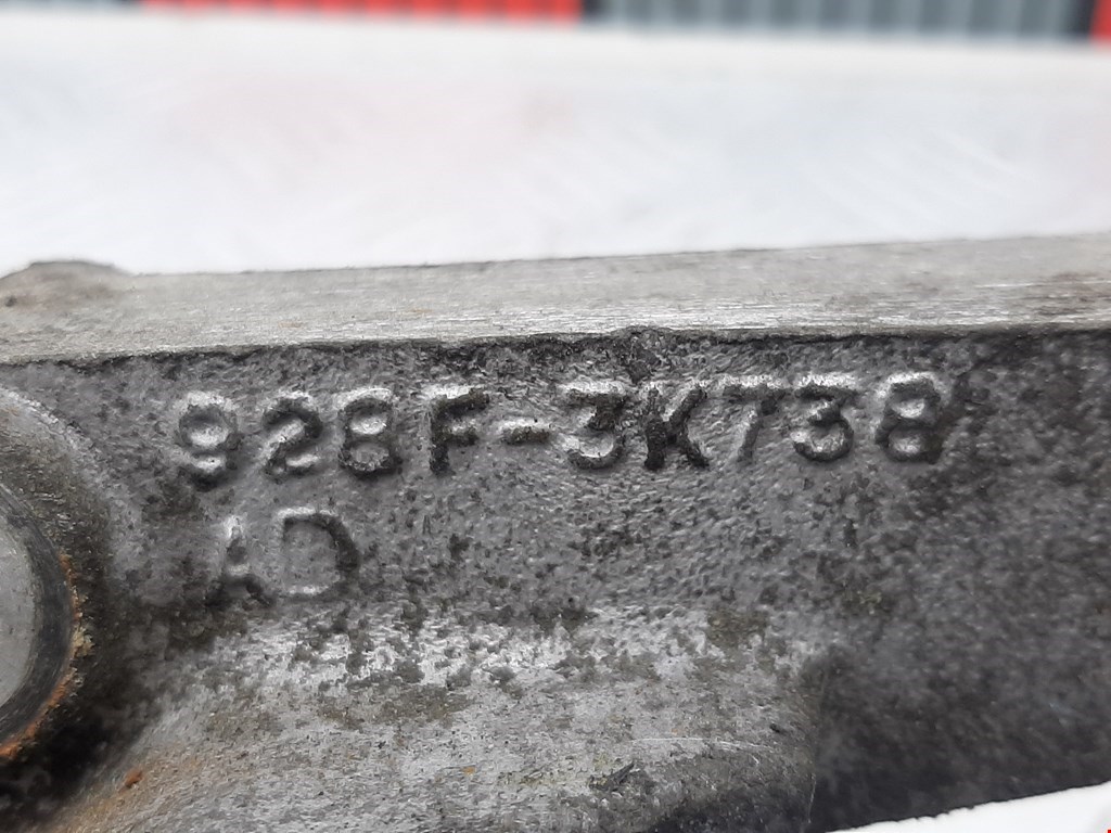 Кронштейн гидроусилителя FORD Escort 1995-2000