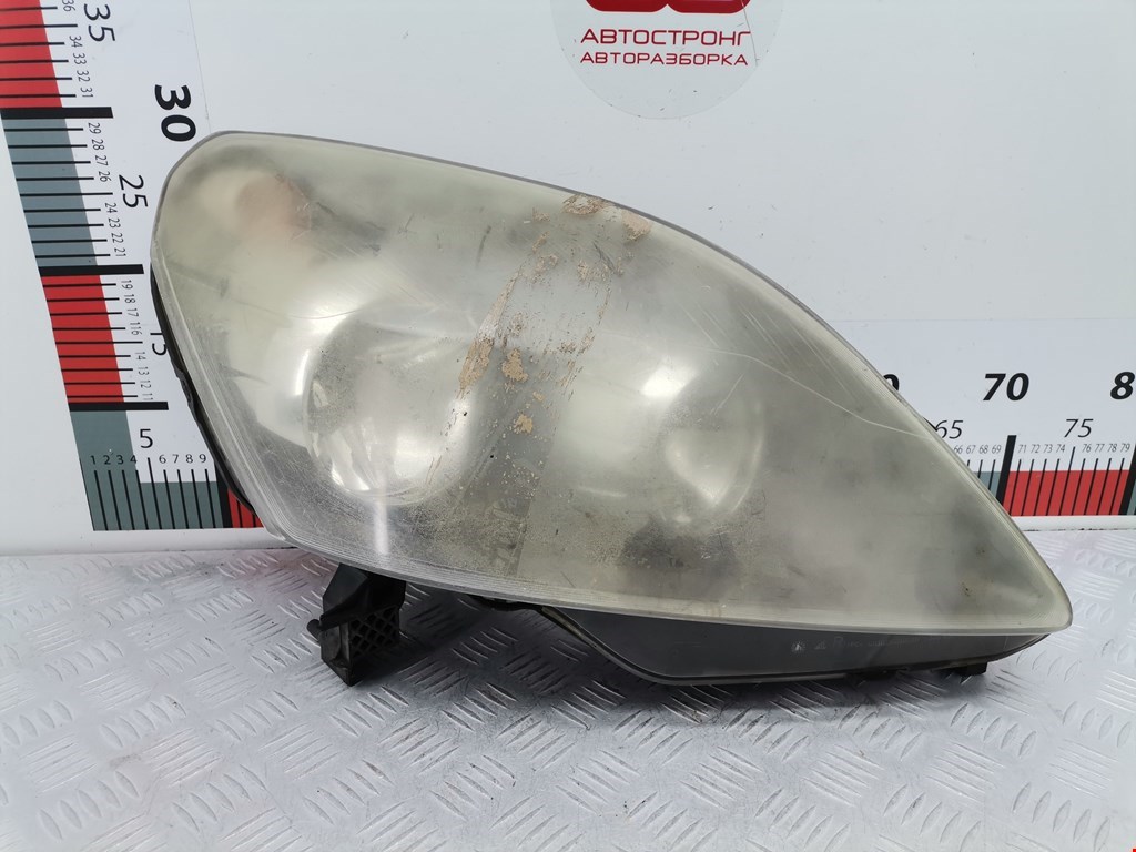 Фара правая OPEL Zafira B 2005-2012