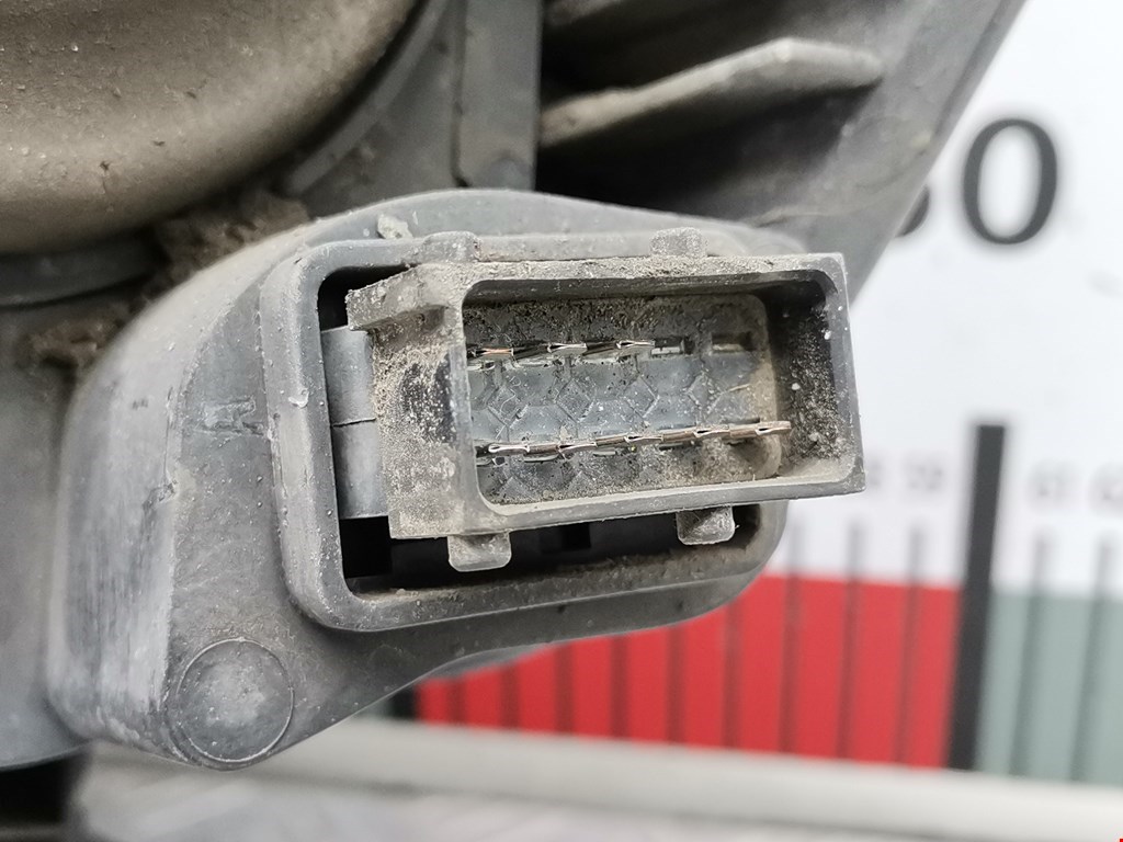 Фара правая OPEL Zafira B 2005-2012