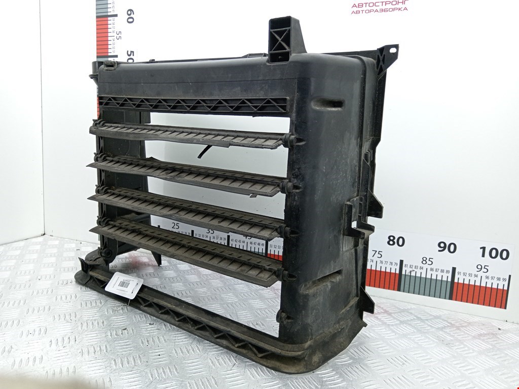 Диффузор (кожух) вентилятора BMW 3er E46 1998-2006