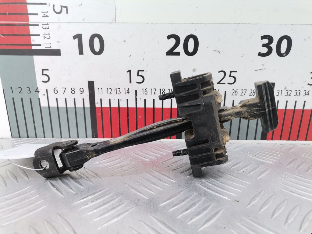 Ограничитель открывания двери CADILLAC SRX 2009-2016