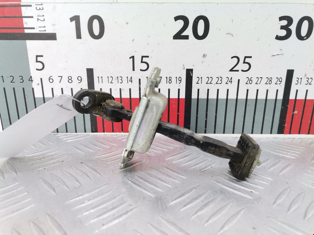 Ограничитель открывания двери KIA Picanto 2004-2011