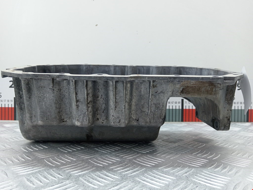 Поддон масляный двигателя VOLKSWAGEN Golf V 2003-2009