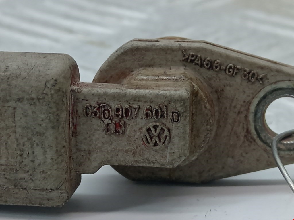 Датчик положения распредвала VOLKSWAGEN Golf V 2003-2009