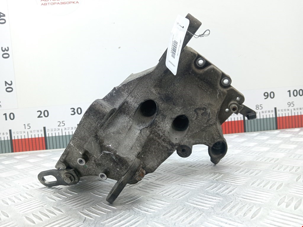 Кронштейн ТНВД FIAT Sedici 2005-2014