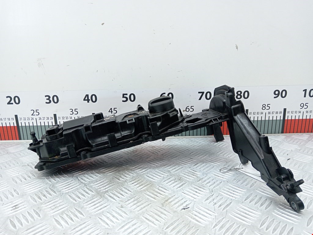 Крышка головки блока (клапанная) FORD Fiesta 2008-2012