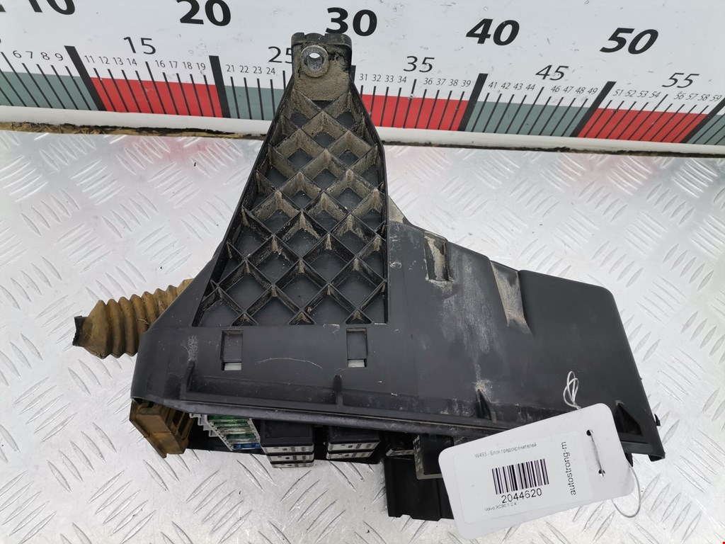 Датчик уровня в бачок омывателя VOLVO XC90 2002-2014