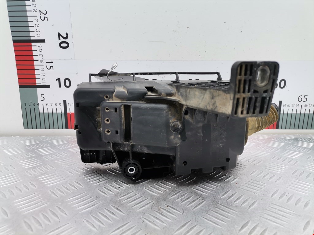 Датчик уровня в бачок омывателя VOLVO XC90 2002-2014