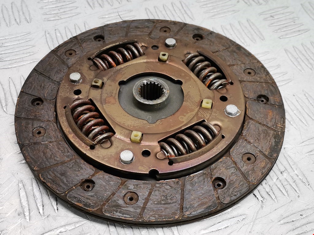 Маховик (демпфер сцепления) FIAT Punto II (188) 1999-2007