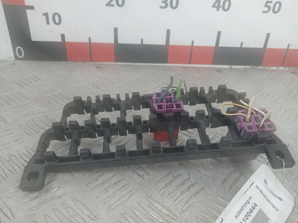 Блок реле AUDI A4 B5 1995-2001