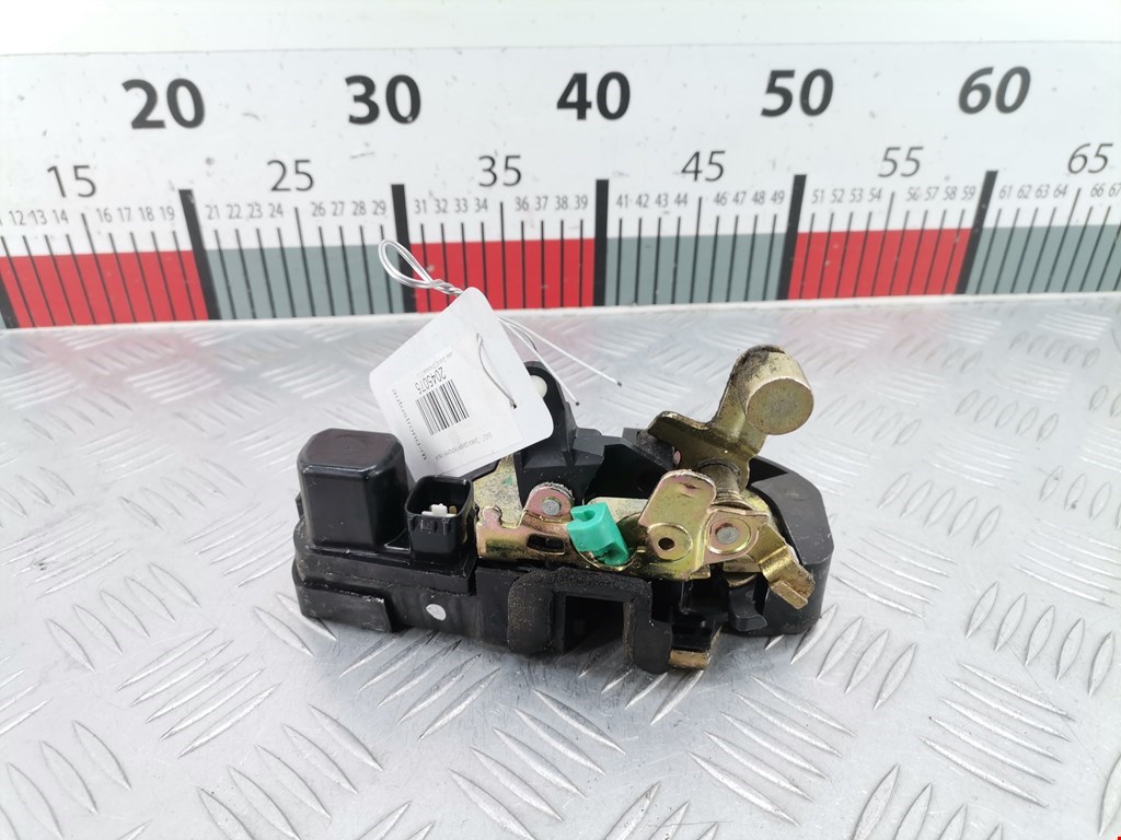 Замок двери передней левой JEEP Grand Cherokee WK 2004-2010