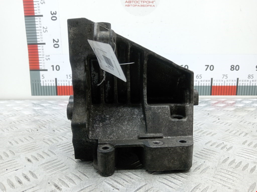 Кронштейн генератора BMW 5er 5 серия E60/E61 2003-2010