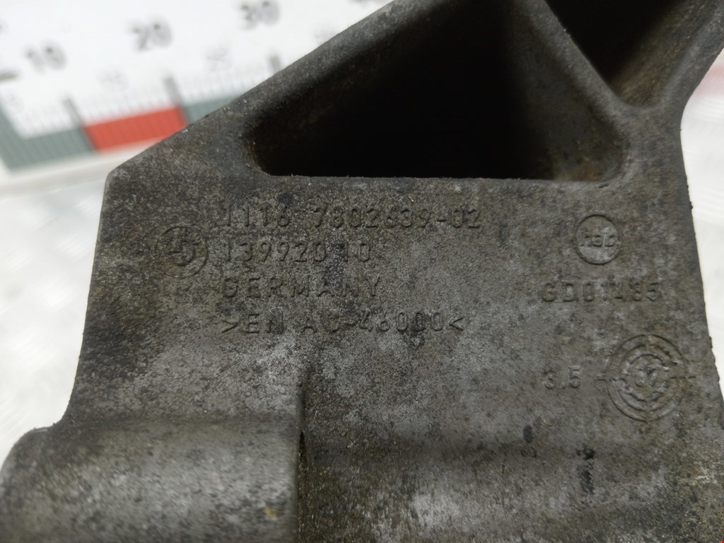 Кронштейн генератора BMW 5er 5 серия E60/E61 2003-2010