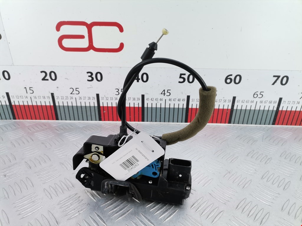 Замок двери передней правой OPEL Antara 2006-2015