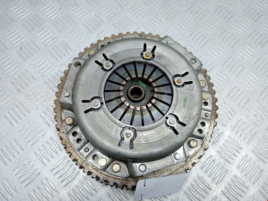 Маховик (демпфер сцепления) NISSAN Micra K11 1992-2002