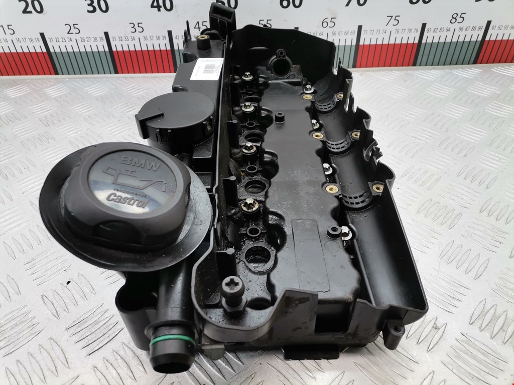 Крышка головки блока (клапанная) BMW 1er E81\E87 2004-2011