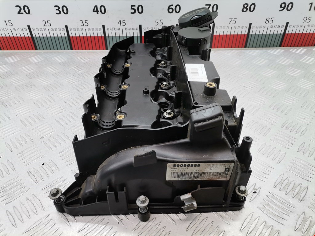 Крышка головки блока (клапанная) BMW 1er E81\E87 2004-2011