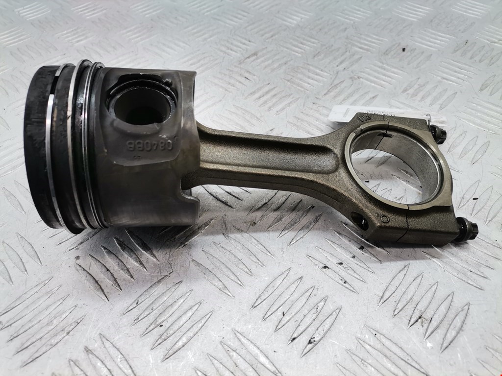 Поршень с шатуном BMW 1er E81\E87 2004-2011