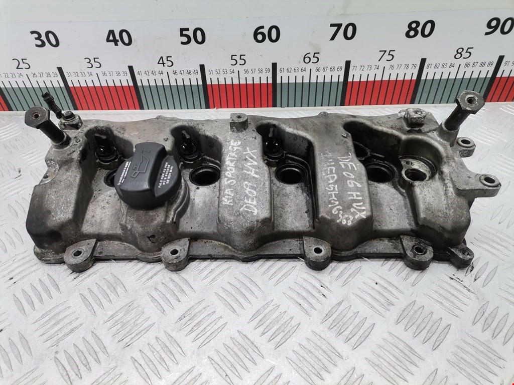 Крышка головки блока (клапанная) KIA Sportage II 2004-2010