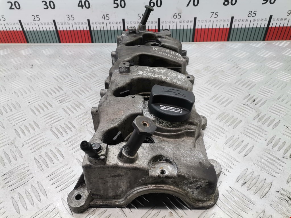 Крышка головки блока (клапанная) KIA Sportage II 2004-2010